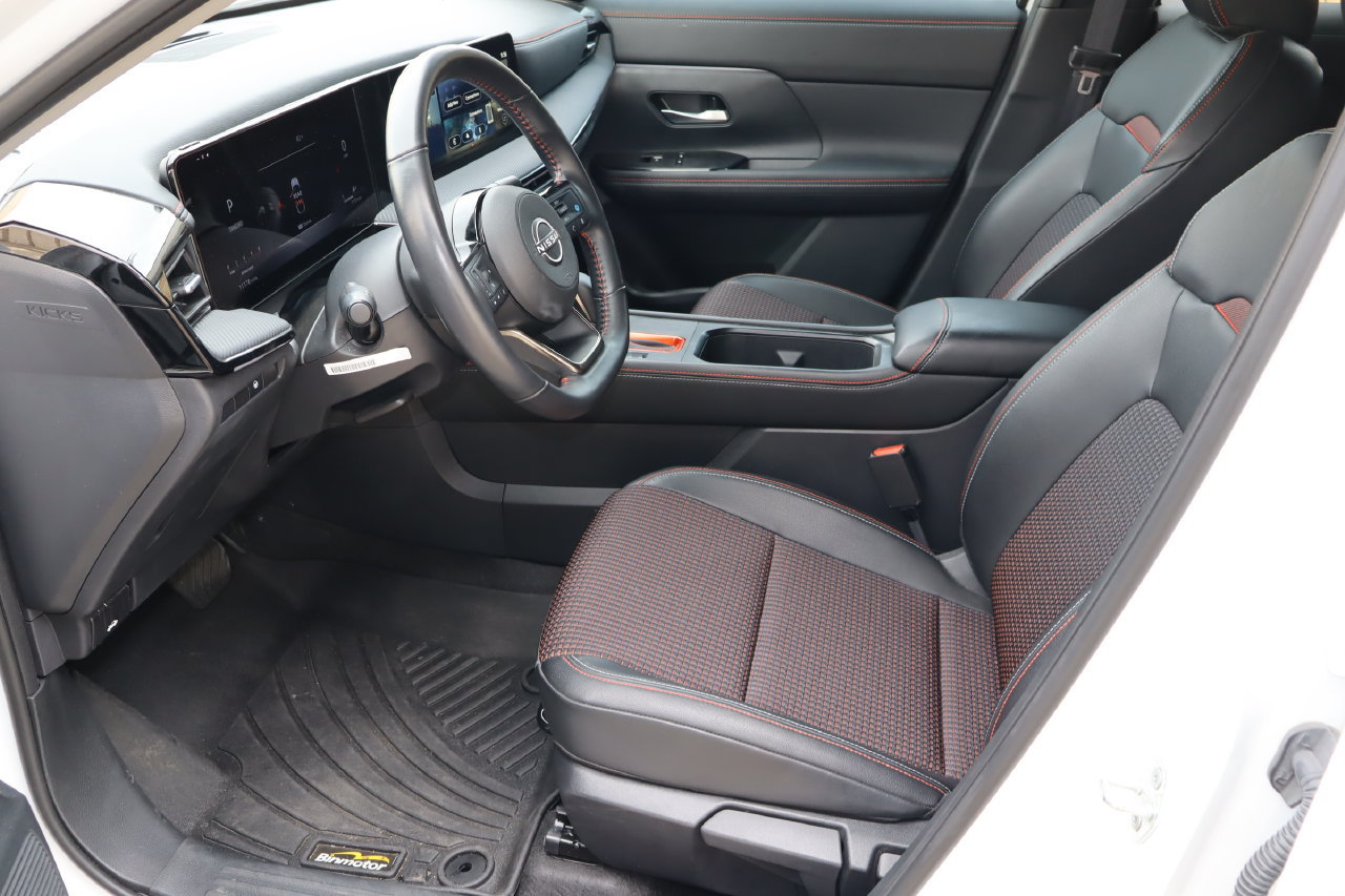 Used 2025 Nissan Kicks SR AWD/4WD image 15