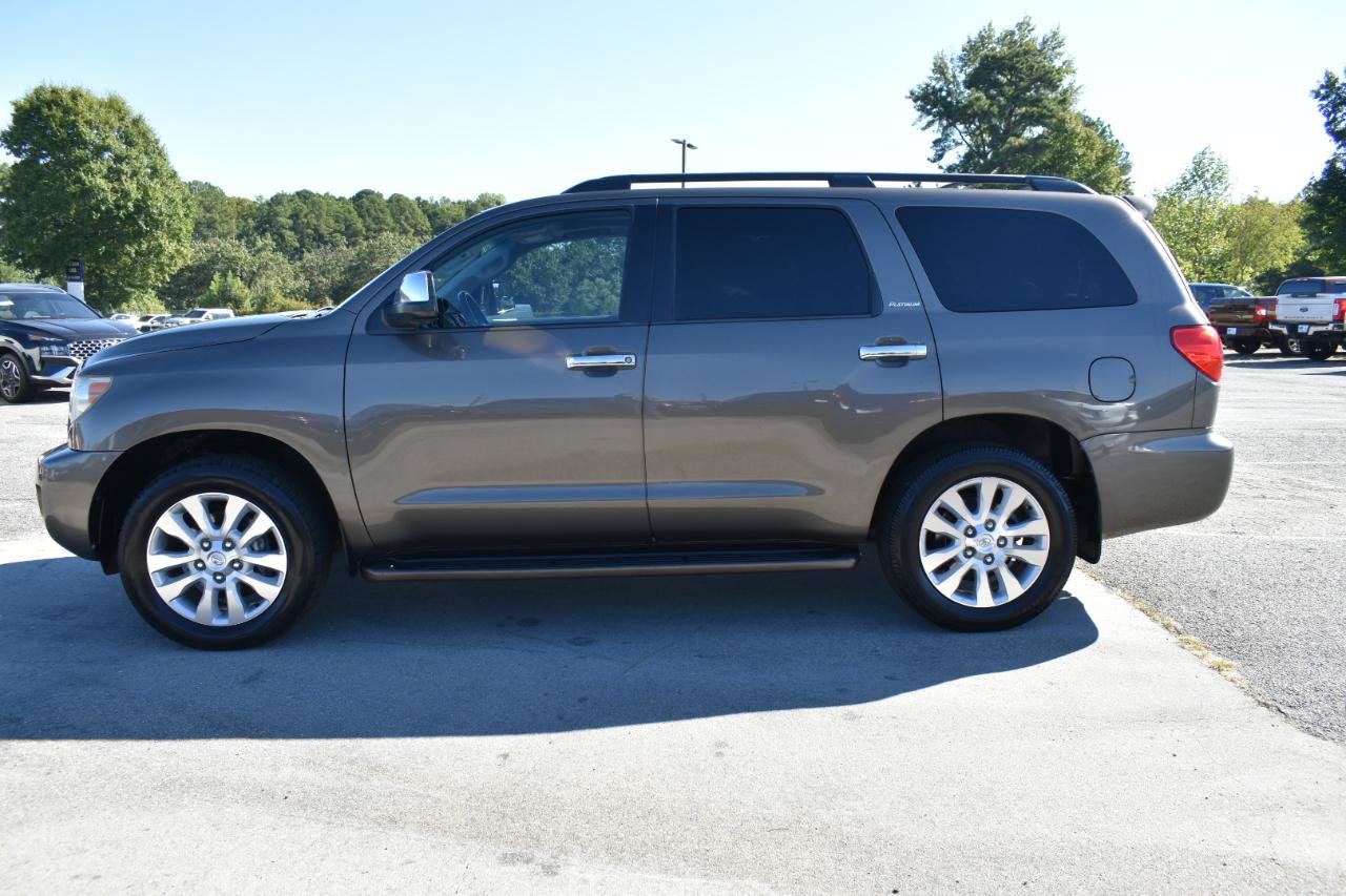 Used 2014 Toyota Sequoia Platinum RWD image 9