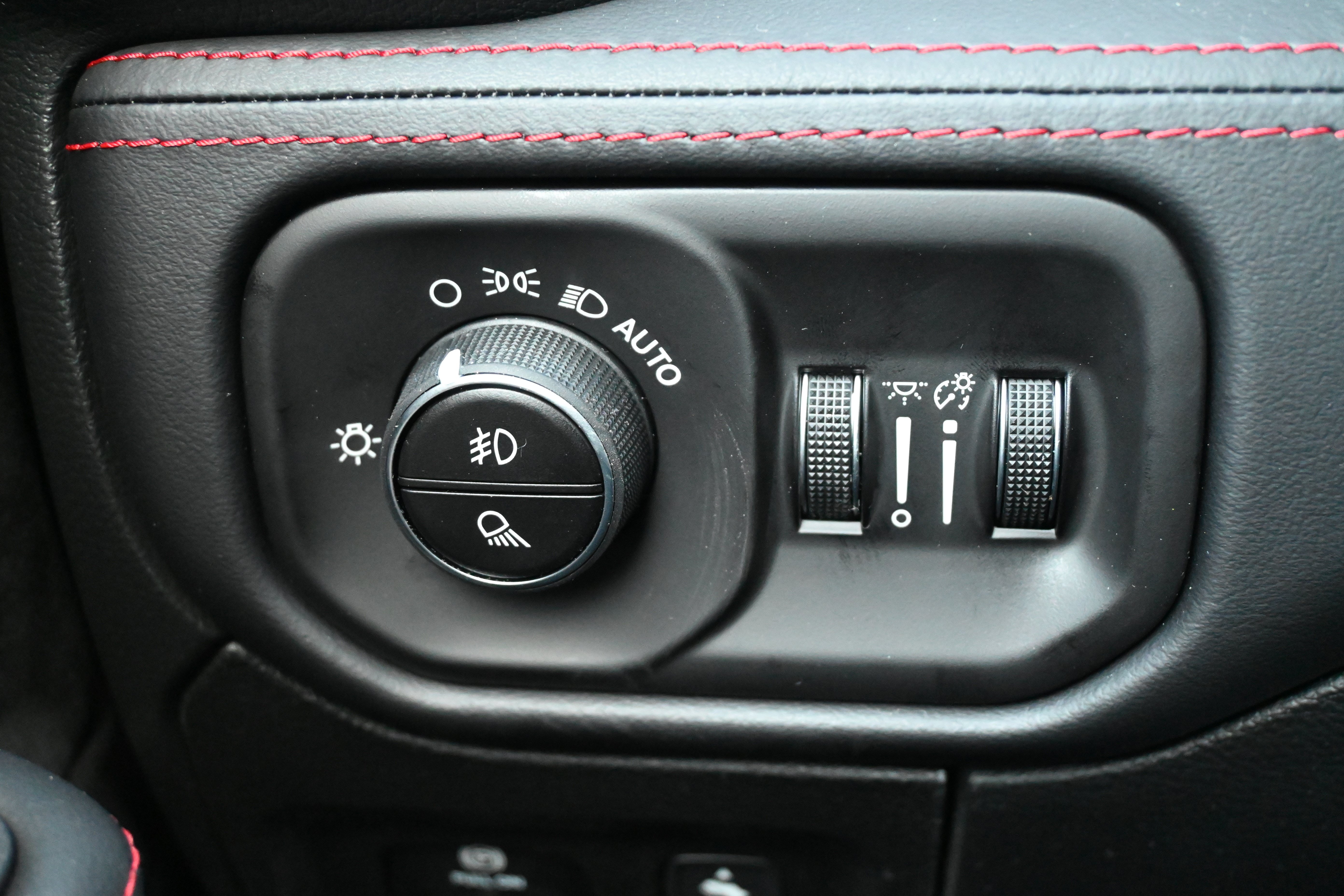 New 2026 RAM 1500 RHO w/ RHO Level 1 Equipment Group AWD/4WD image 32