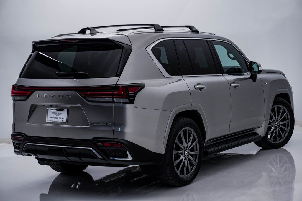 Used 2024 Lexus LX 600 F Sport image 11