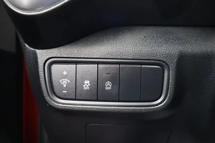 Used 2024 Kia Soul LX w/ LX Technology Package FWD image 19