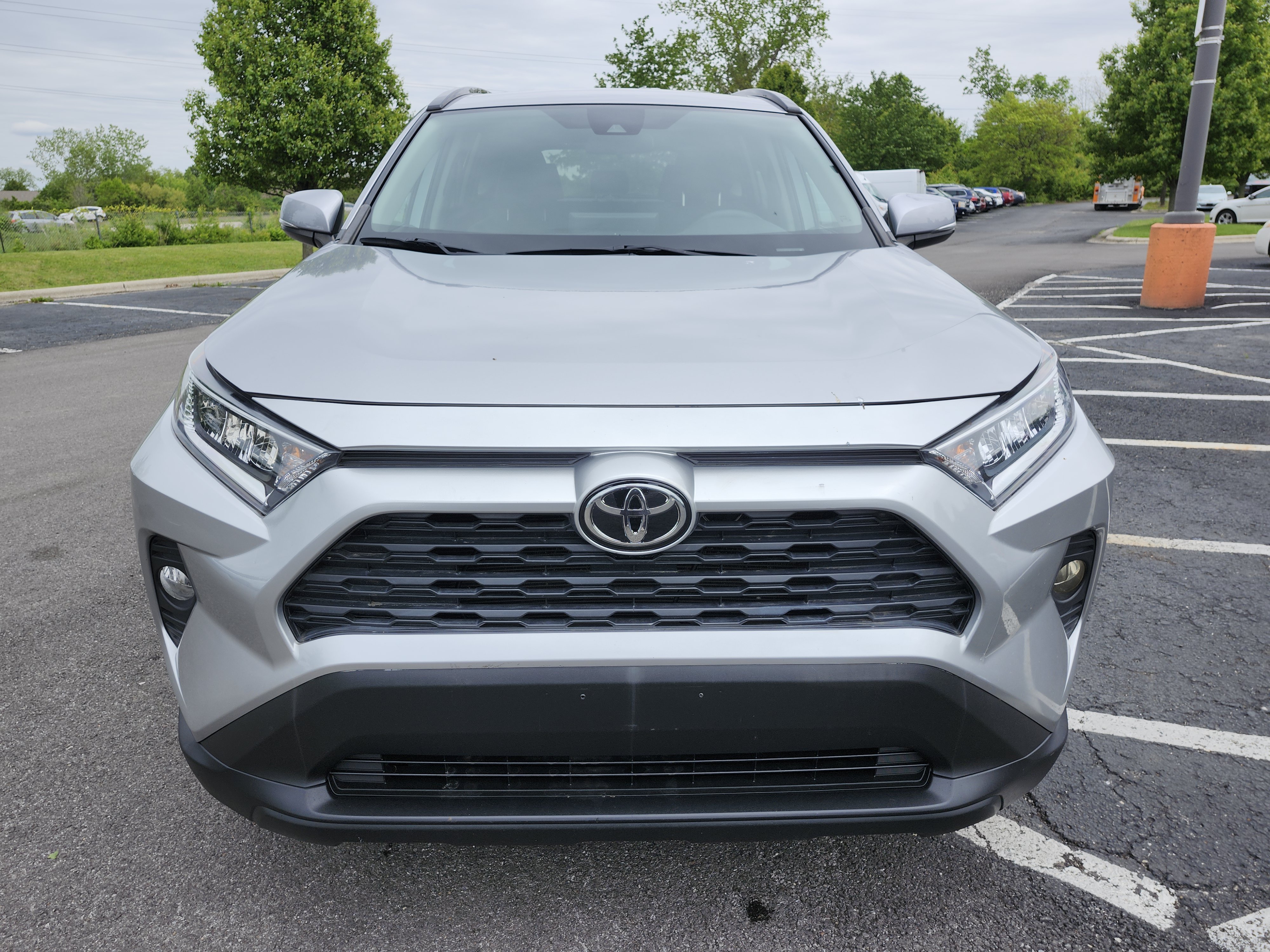 Used 2021 Toyota RAV4 XLE AWD/4WD image 11