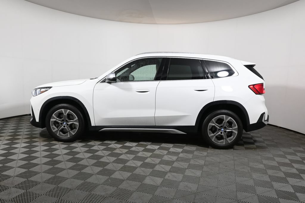 Used 2024 BMW X1 xDrive28i w/ Convenience Package AWD/4WD image 2