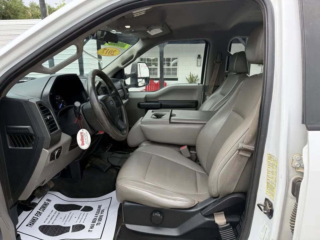 Used 2017 Ford F550 4x4 Crew Cab Super Duty image 18
