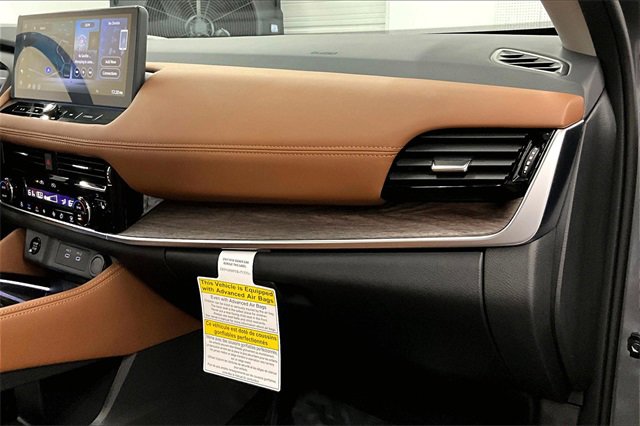 New 2026 Nissan Rogue Platinum image 33