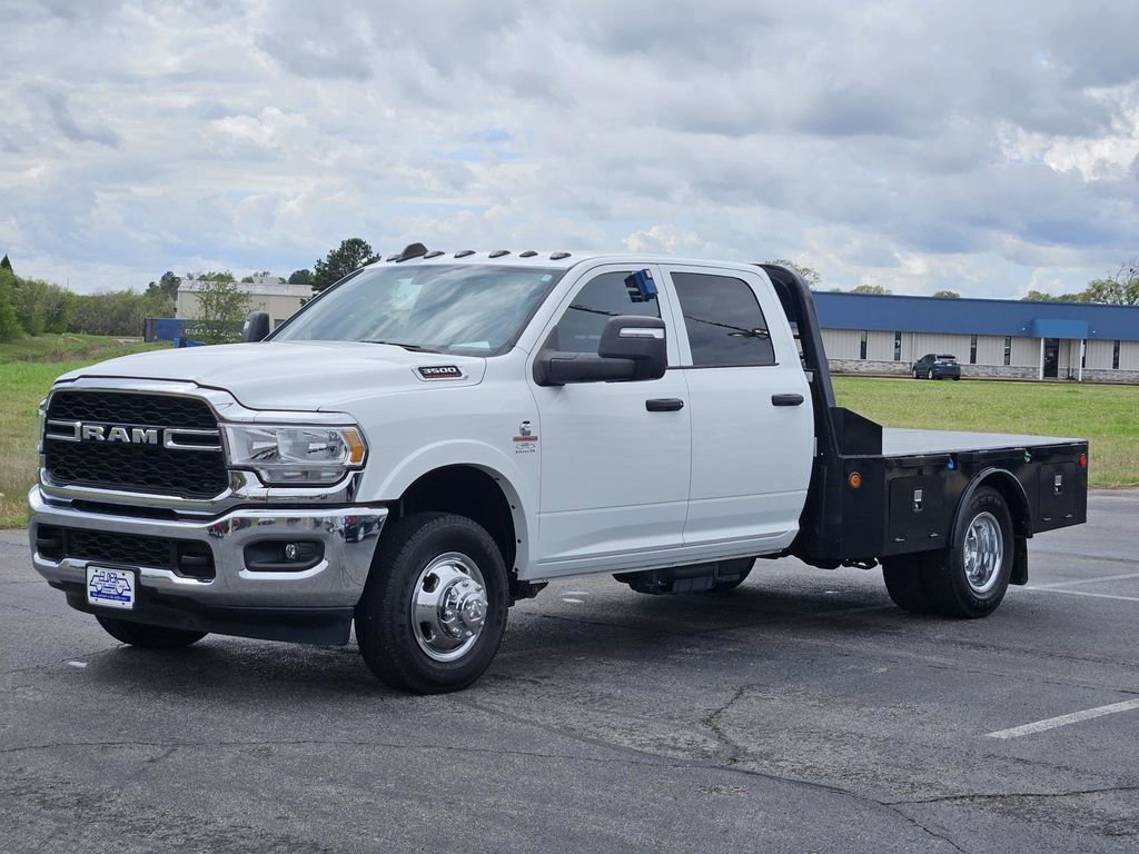 Used 2024 RAM 3500 Tradesman w/ Chrome Appearance Group video 3