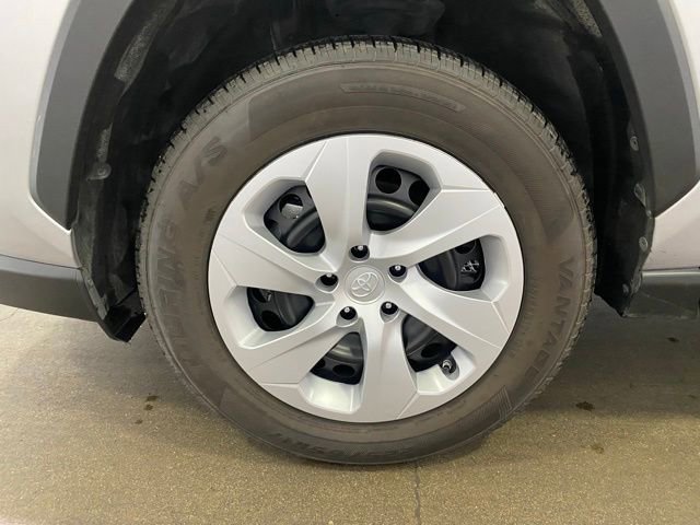 Used 2020 Toyota RAV4 LE w/ All Weather Liner Package image 22