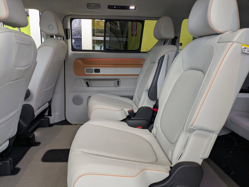 New 2025 Volkswagen ID. Buzz Pro S Plus image 11