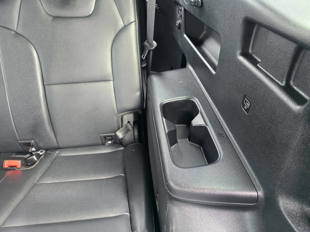 Used 2020 Kia Telluride S w/ S 8 Passenger Seating Package image 31