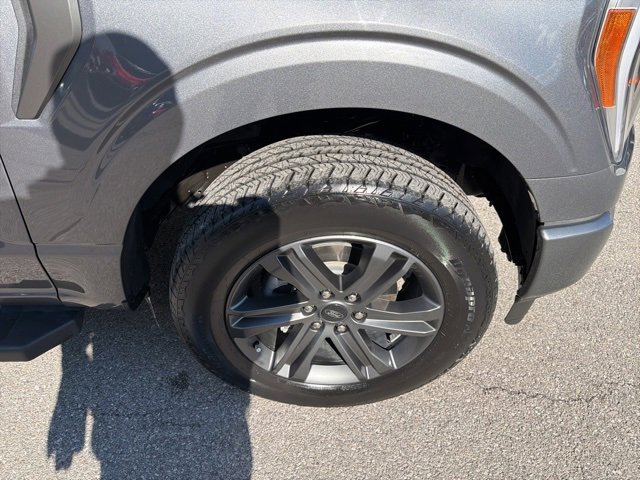 Used 2023 Ford F150 Lariat w/ Equipment Group 502A High image 26