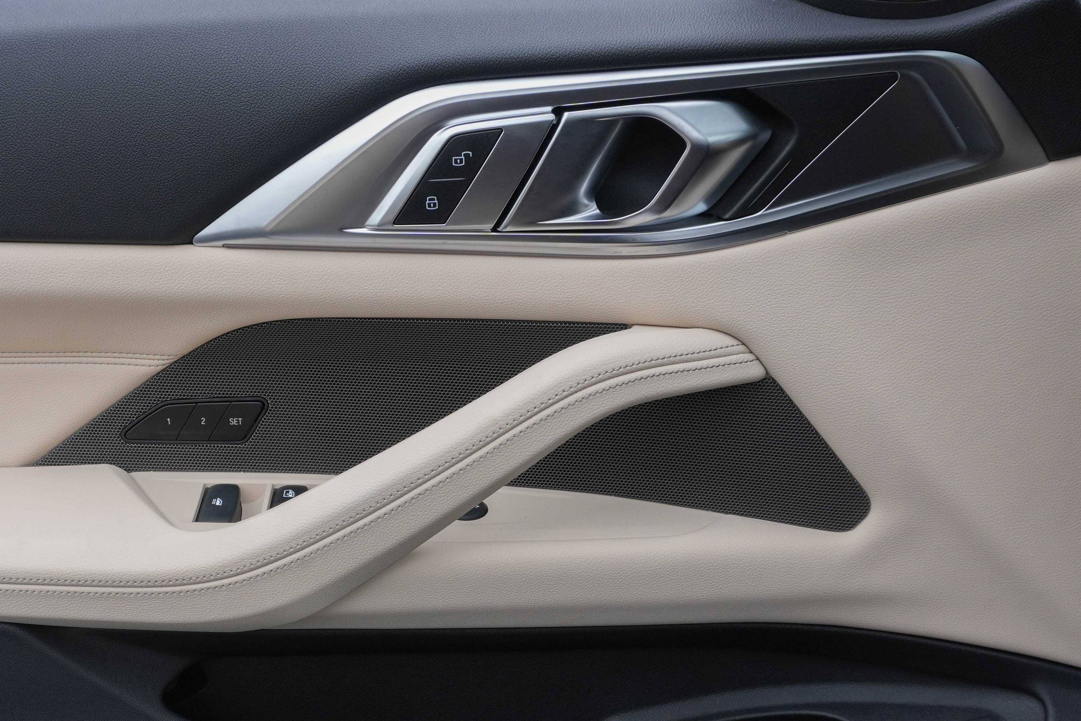 Used 2026 BMW 430i Convertible RWD image 17