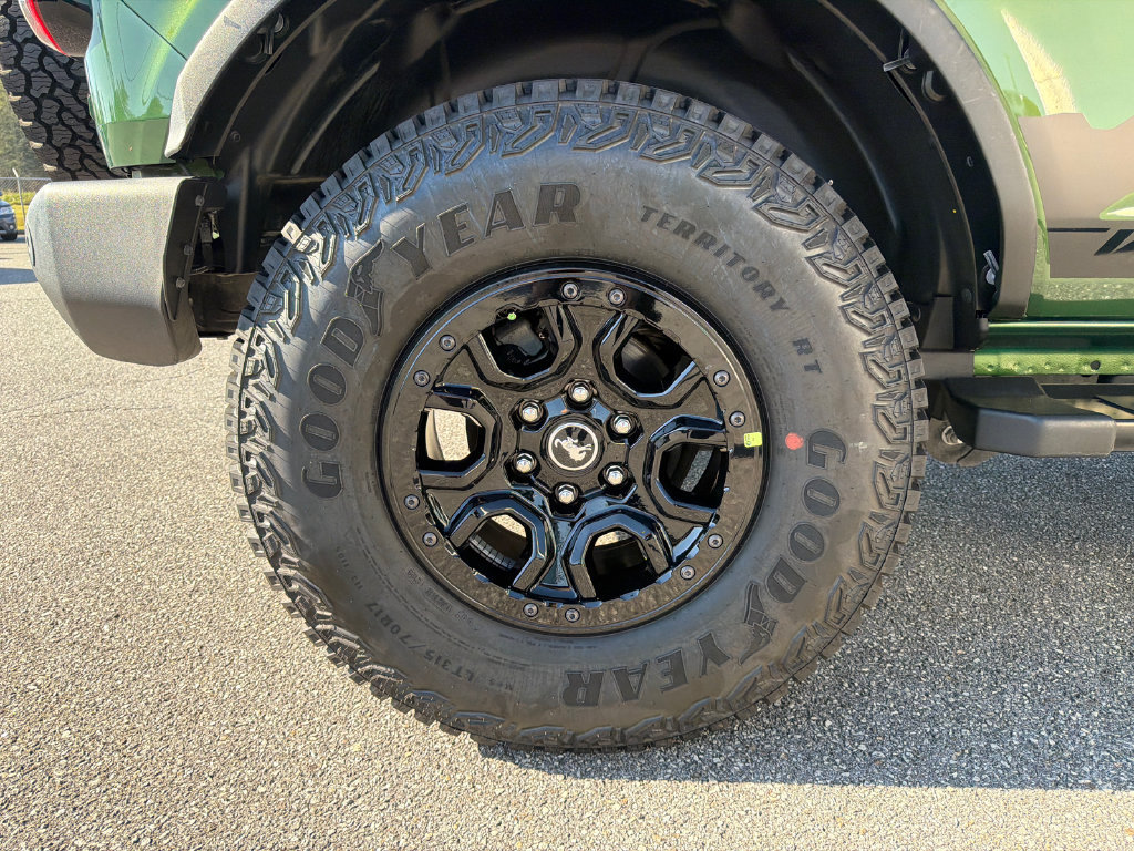 Used 2023 Ford Bronco Wildtrak AWD/4WD image 17