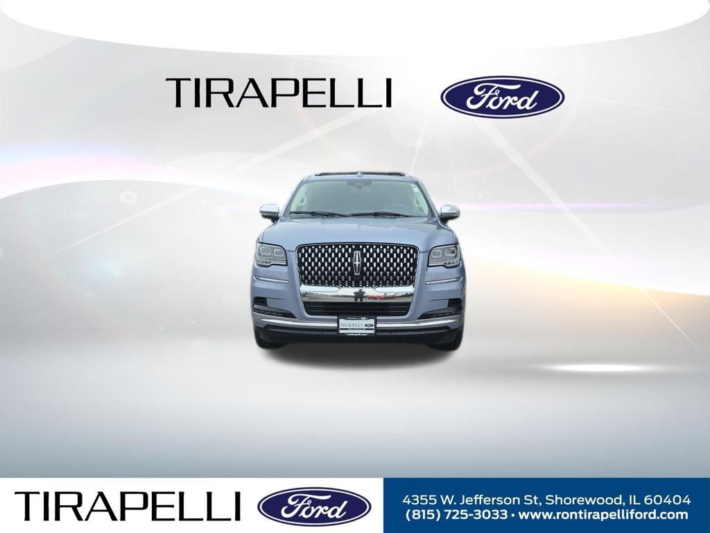 Used 2022 Lincoln Navigator Black Label AWD/4WD image 4
