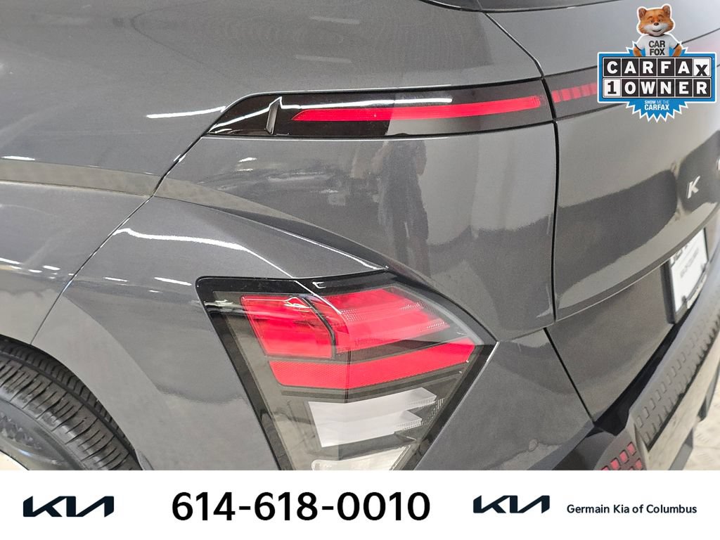 Used 2024 Hyundai Kona Limited FWD image 15