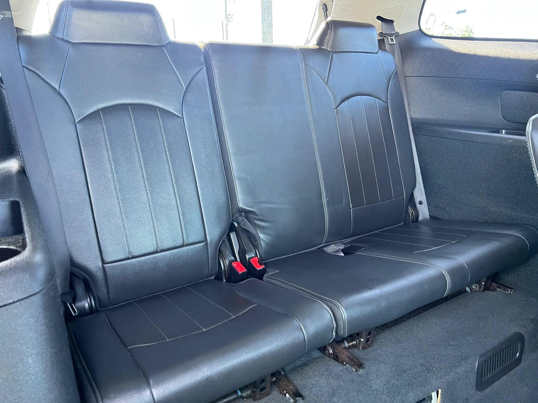 Used 2017 Buick Enclave Leather FWD image 18