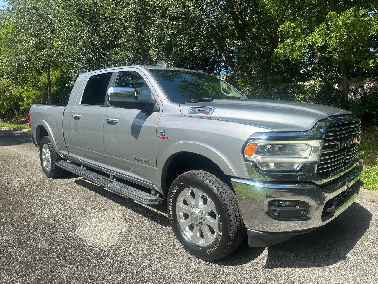 Used 2019 RAM 3500 Laramie image 1