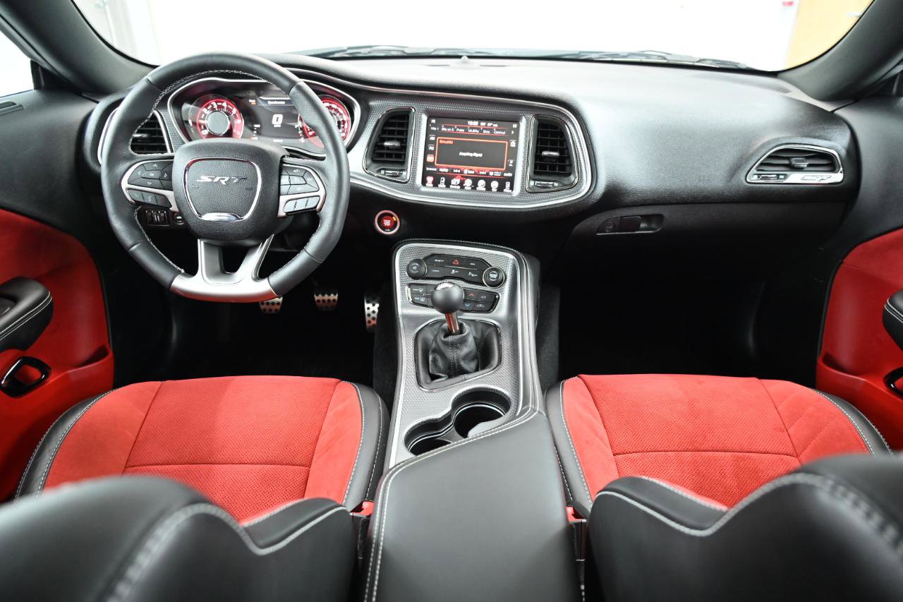 Used 2016 Dodge Challenger SRT Hellcat RWD image 27