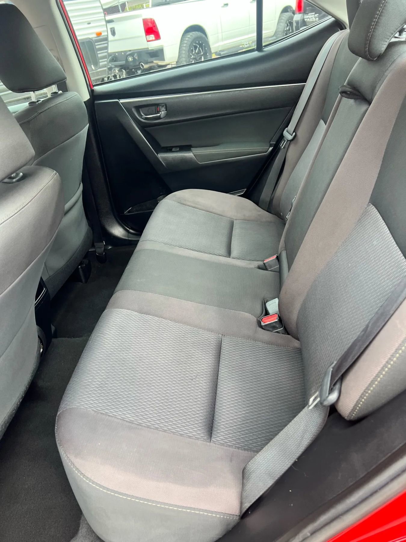 Used 2019 Toyota Corolla L image 14