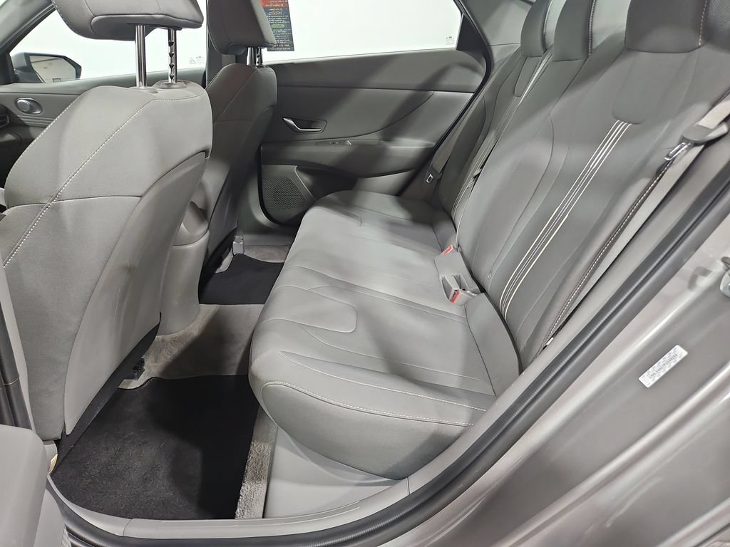 Certified 2023 Hyundai Elantra SEL w/ Convenience Package FWD image 26