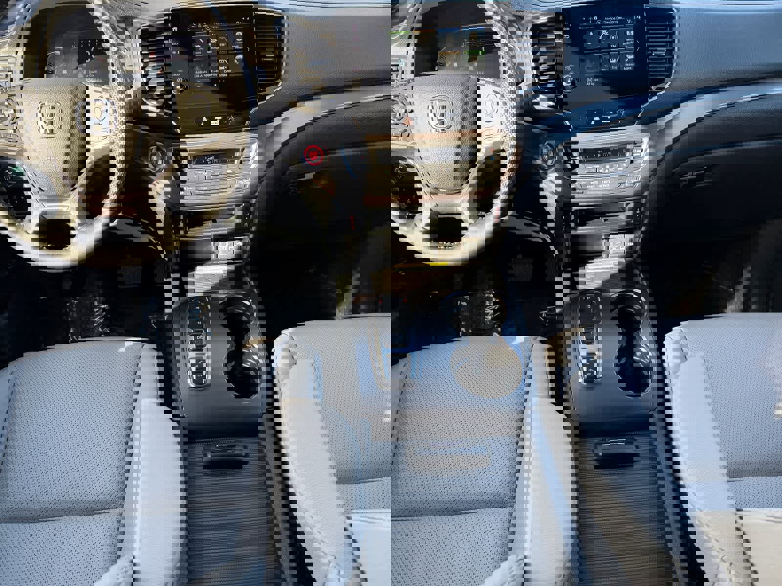 Used 2023 Honda Passport EX-L image 4