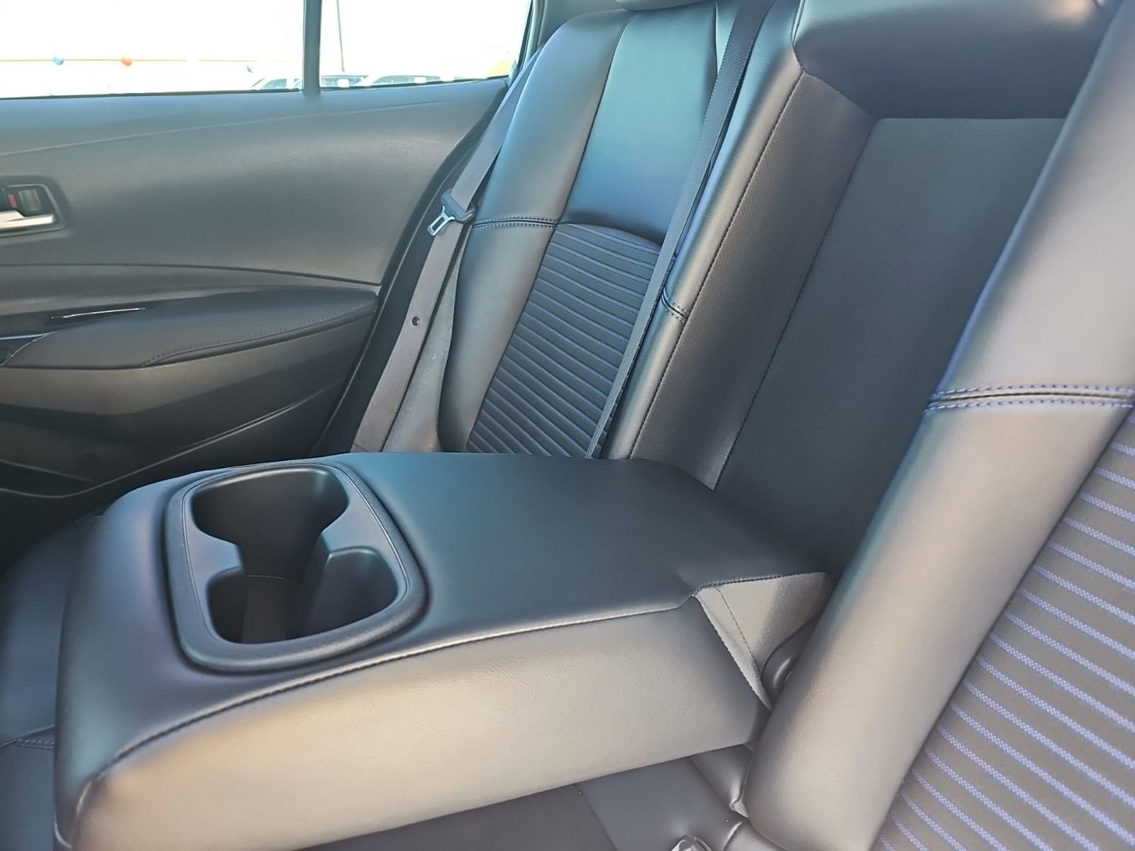 Used 2020 Toyota Corolla XSE FWD image 30