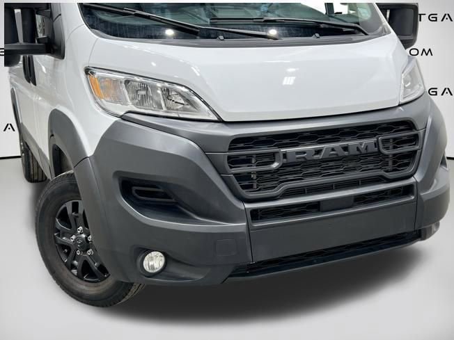 Used 2023 RAM ProMaster 2500 w/ Black Appearance Package image 40