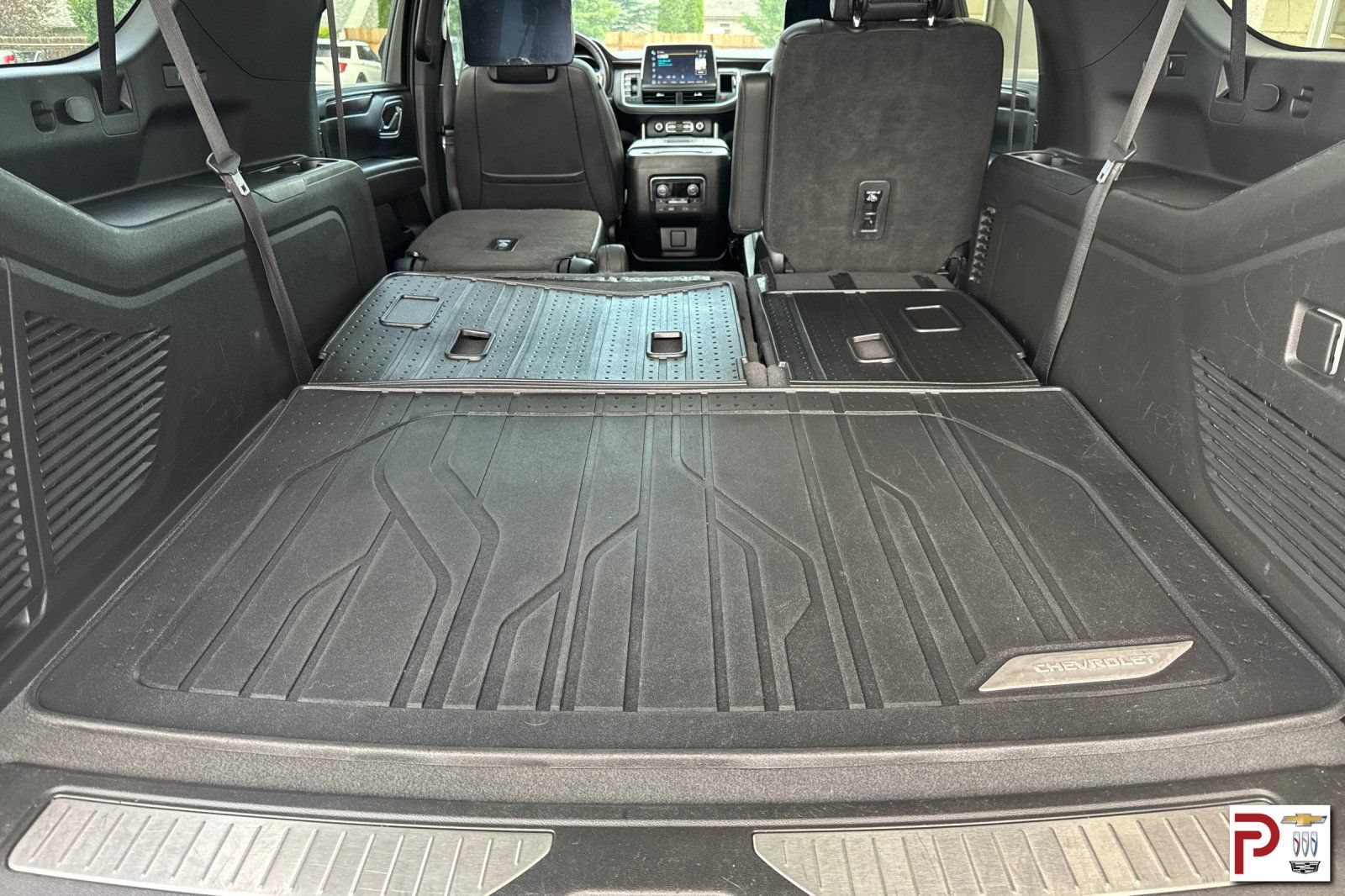 Certified 2023 Chevrolet Suburban Z71 w/ Z71 Off-Road Package AWD/4WD image 18