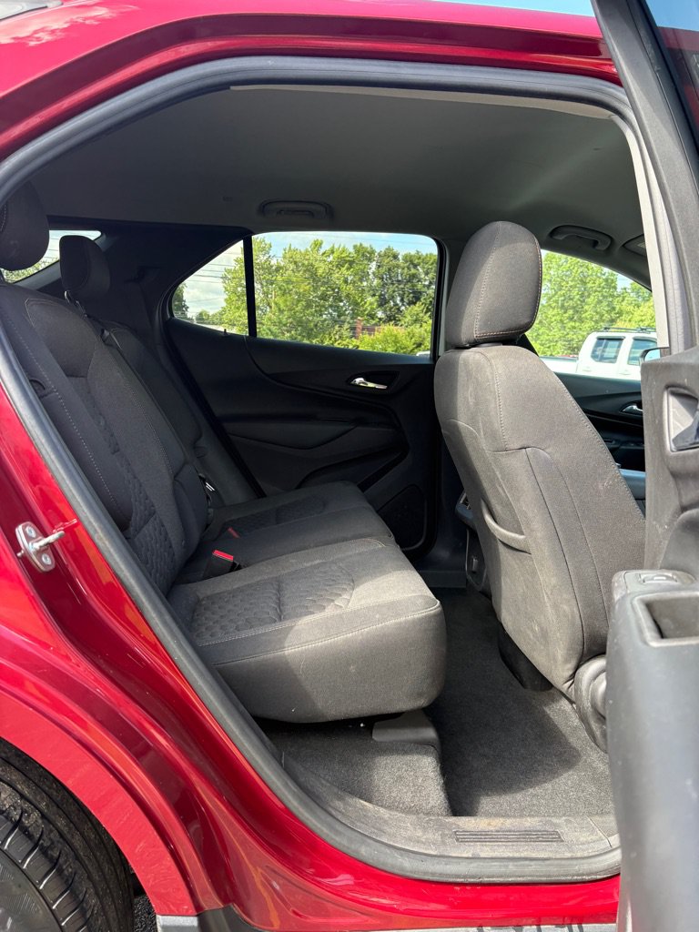 Used 2018 Chevrolet Equinox LT AWD/4WD image 12