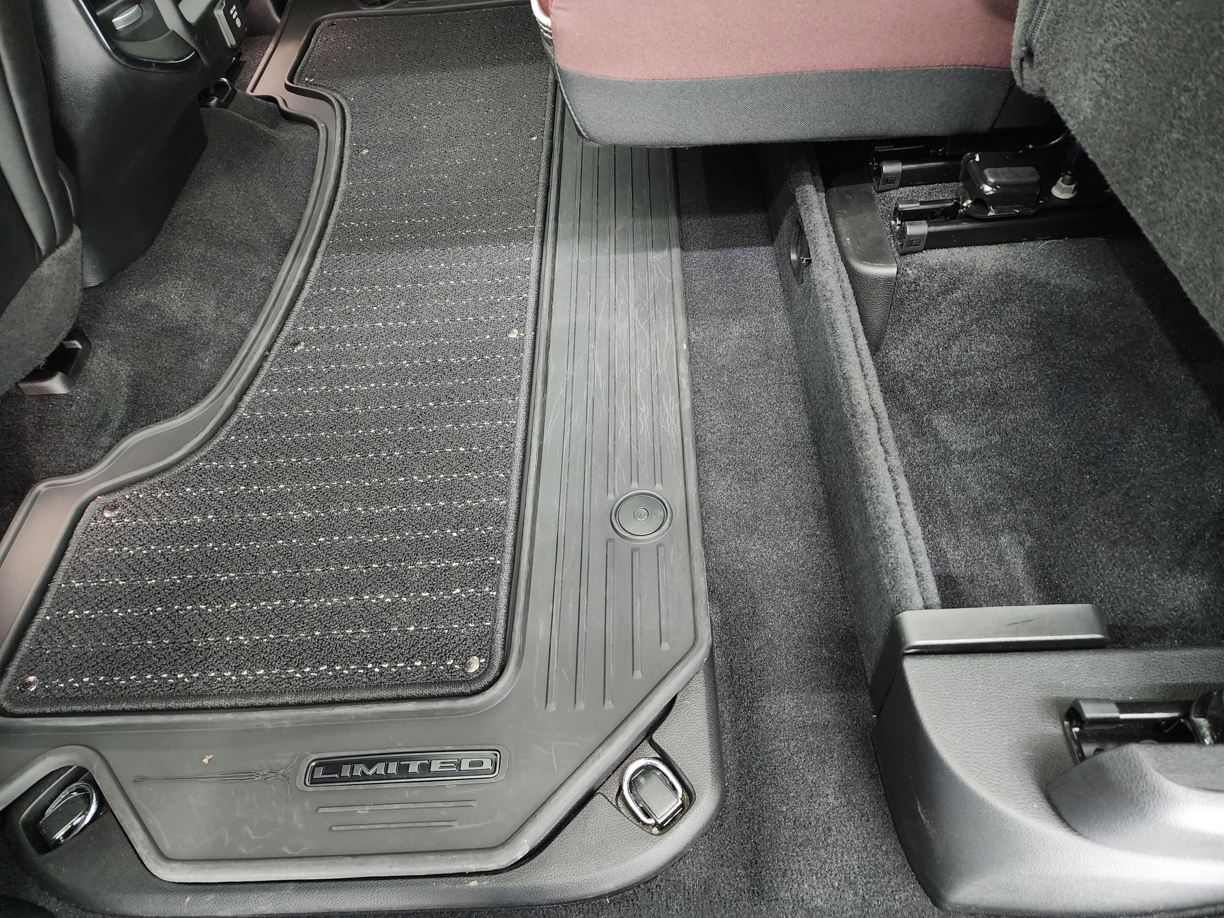 Used 2025 RAM 1500 Limited AWD/4WD image 41