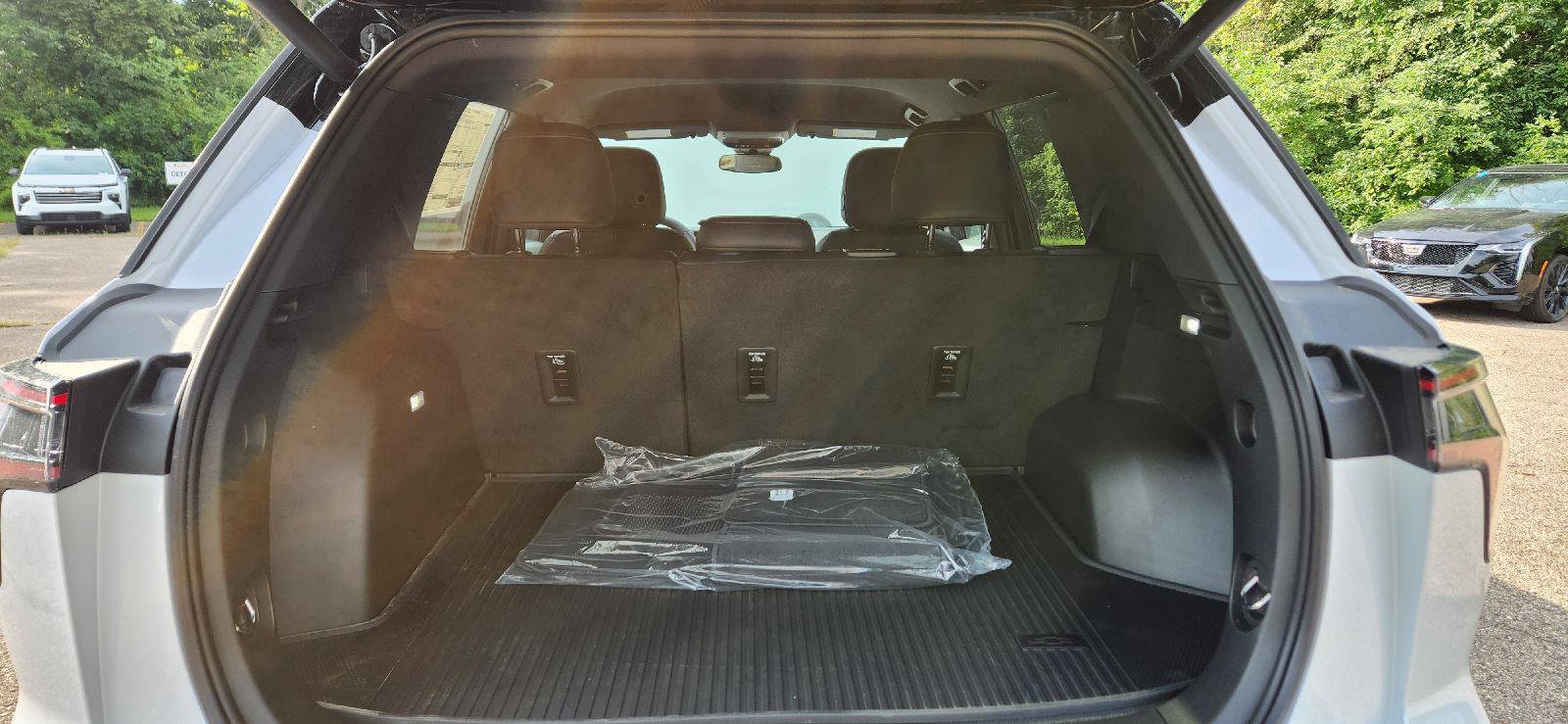 New 2026 Chevrolet Equinox RS w/ Convenience Package III image 6