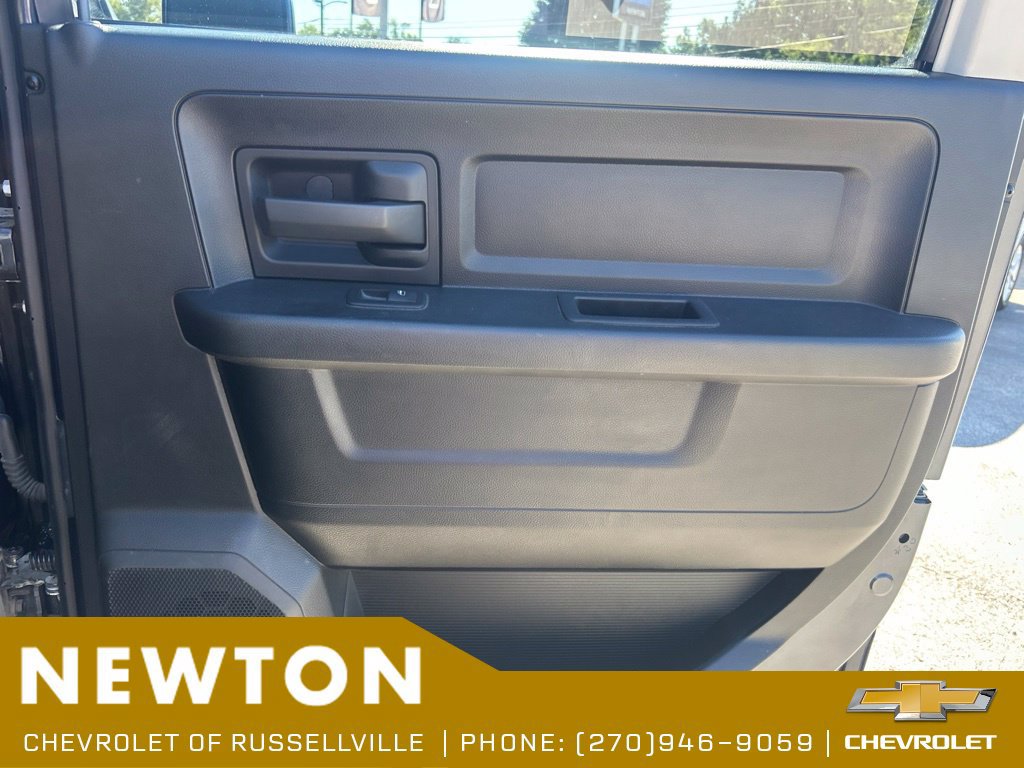 Used 2015 RAM 1500 Express AWD/4WD image 30