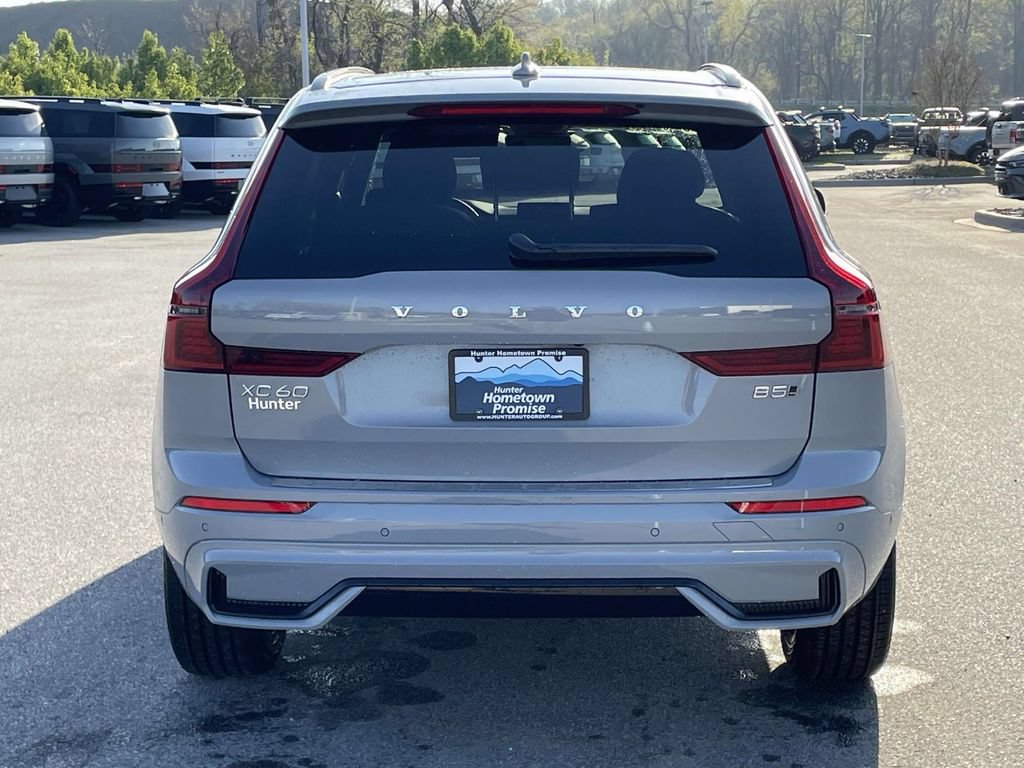 New 2026 Volvo XC60 B5 Plus w/ Protection Package Premier AWD/4WD image 27