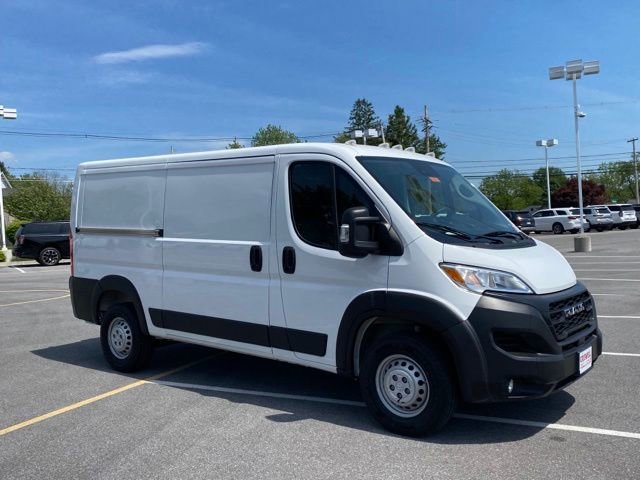 Used 2025 RAM ProMaster 2500 w/ Convenience Group FWD image 7