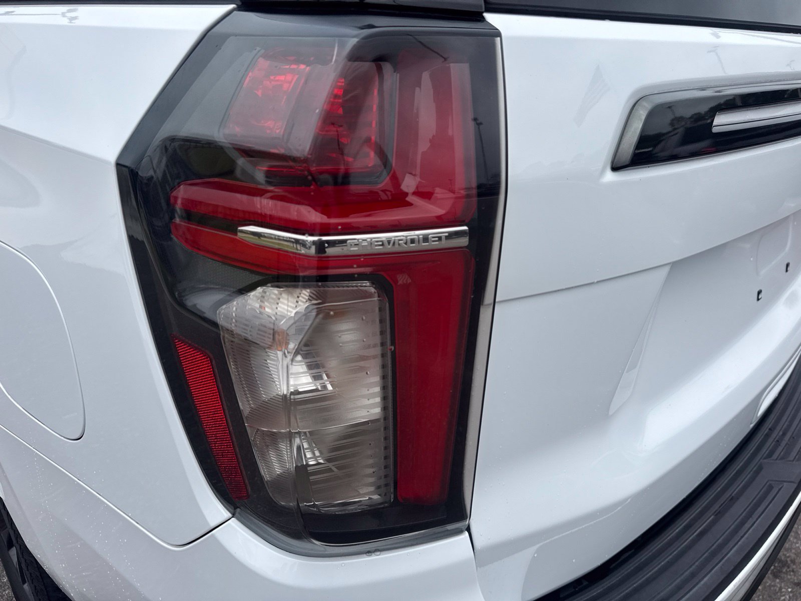 Used 2022 Chevrolet Tahoe Z71 w/ Luxury Package AWD/4WD image 11