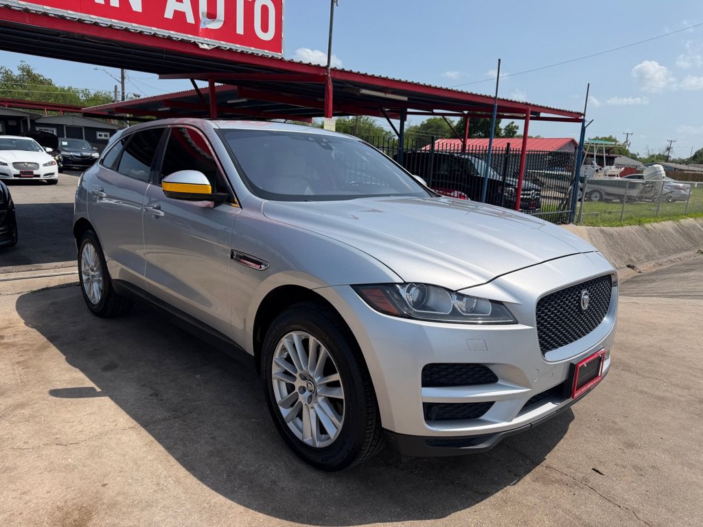 Used 2017 Jaguar F-PACE Prestige AWD/4WD image 8