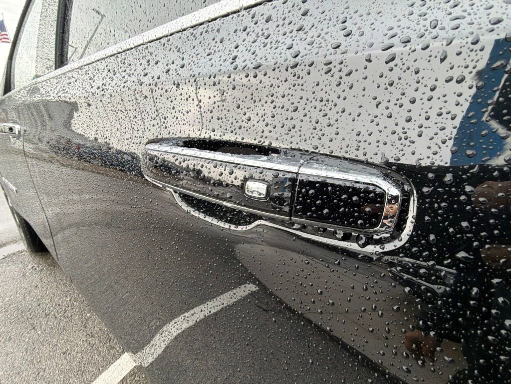 New 2026 Chevrolet Suburban High Country AWD/4WD image 16