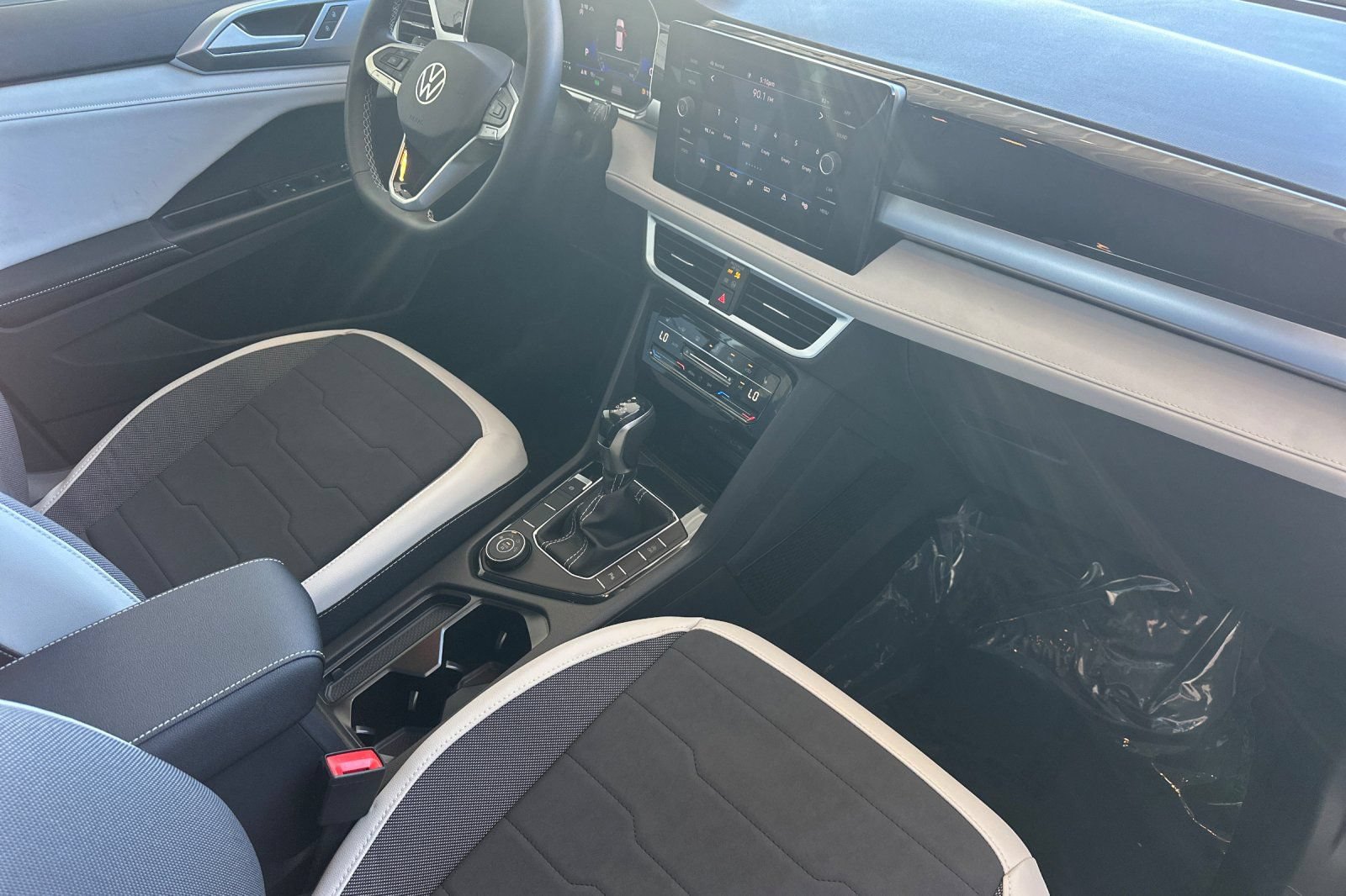 New 2026 Volkswagen Taos SE AWD/4WD image 15