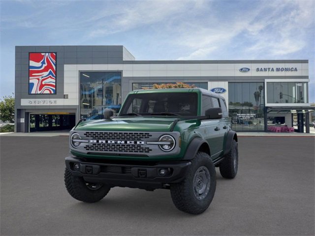 New 2025 Ford Bronco Badlands image 2