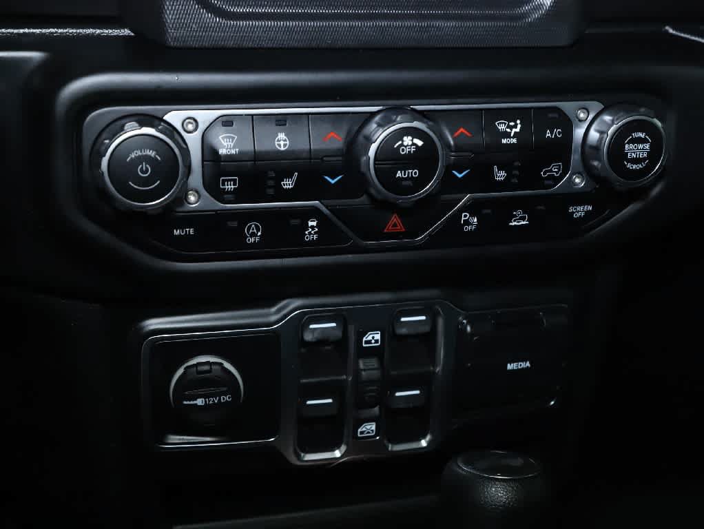 Used 2021 Jeep Wrangler Unlimited Sport AWD/4WD image 26