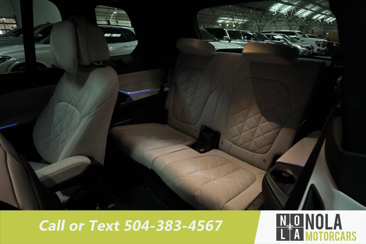 Used 2026 BMW X7 xDrive40i w/ Executive Package AWD/4WD image 28