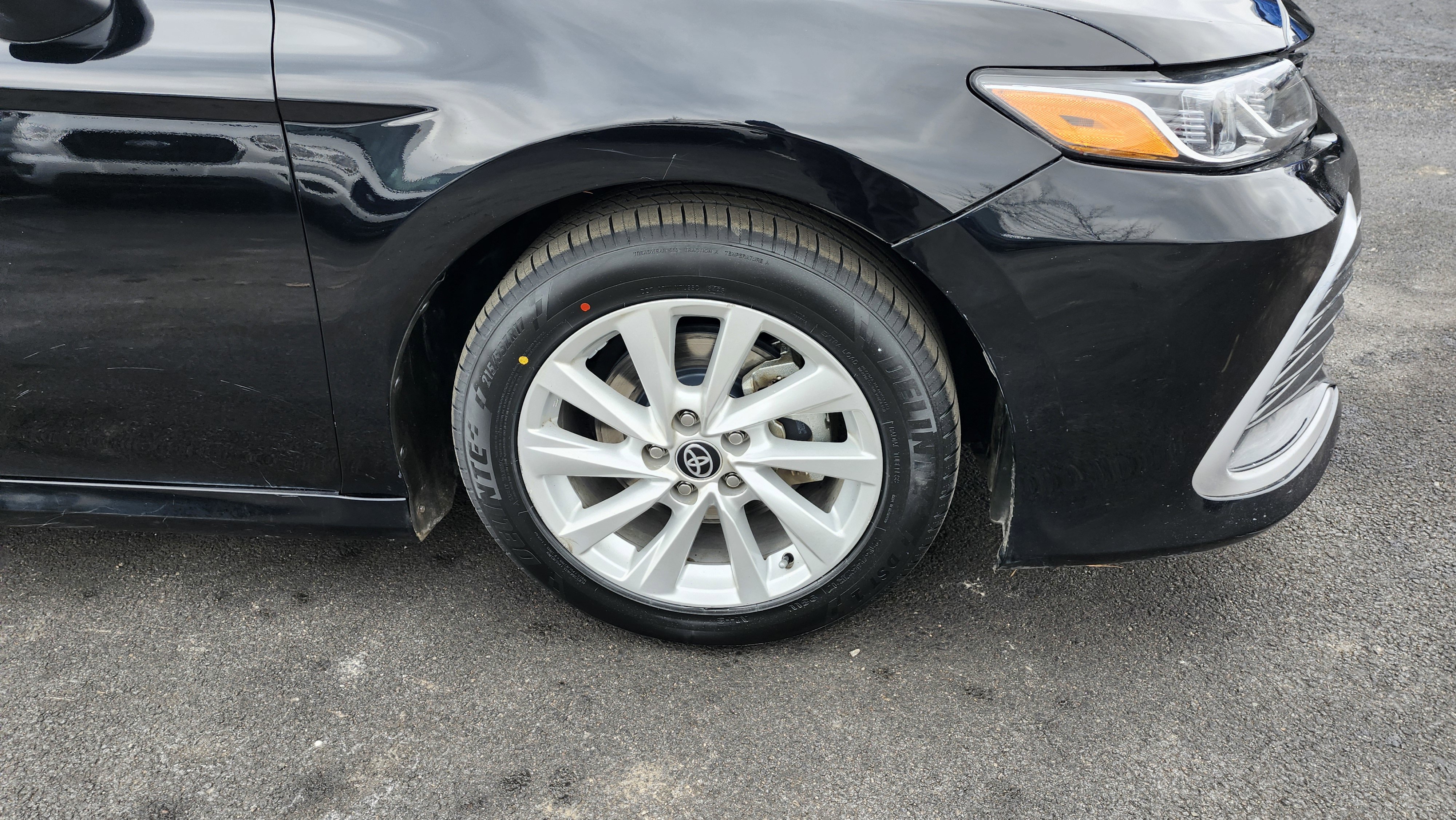 Used 2024 Toyota Camry LE image 9