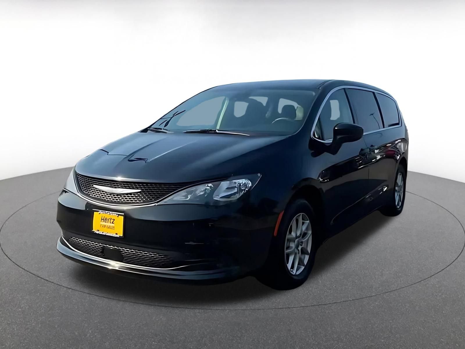 Used 2024 Chrysler Voyager LX FWD image 6