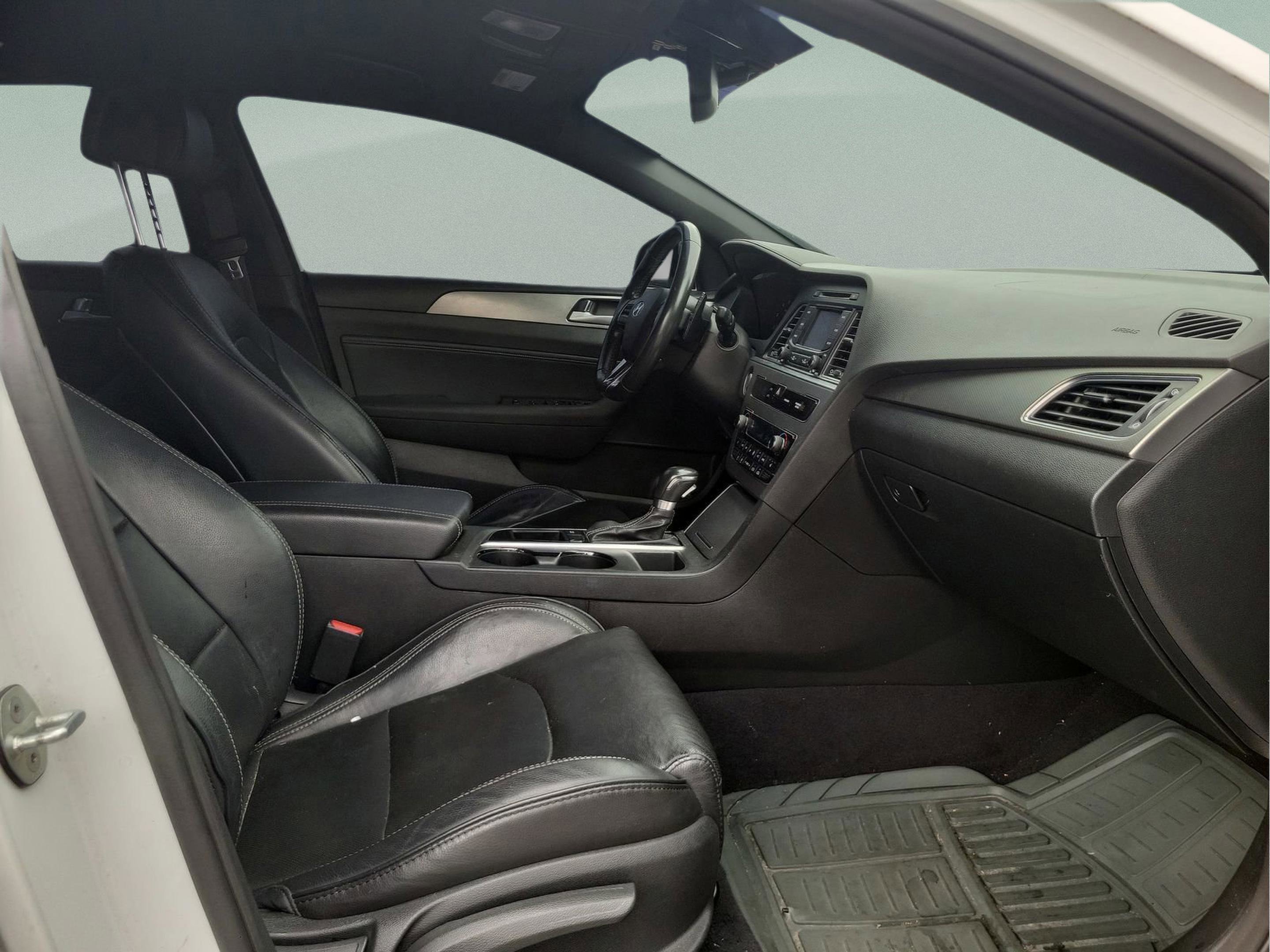 Used 2015 Hyundai Sonata Sport 2.0T w/ Winter Package image 20