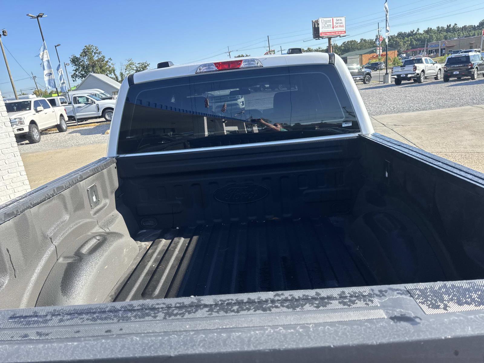 Used 2022 Ford F150 XL w/ Trailer Tow Package image 8