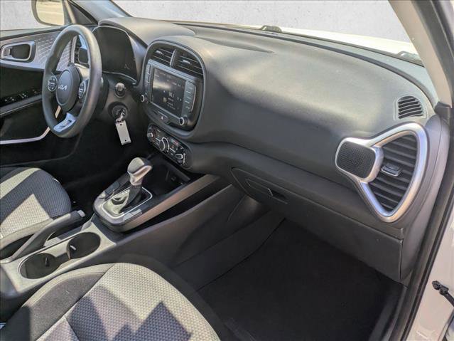 Used 2025 Kia Soul LX w/ LX Technology Package image 19