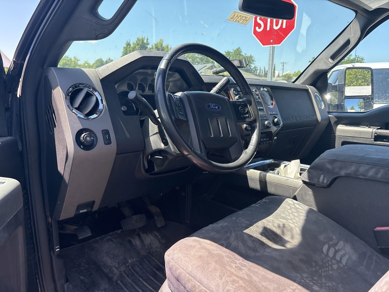 Used 2012 Ford F350 Lariat w/ FX4 Off Road Pkg AWD/4WD image 5