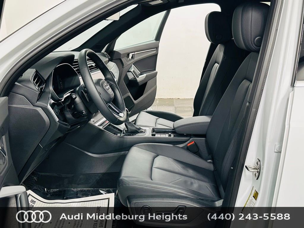 Certified 2025 Audi Q3 2.0T Premium w/ Convenience Package image 13