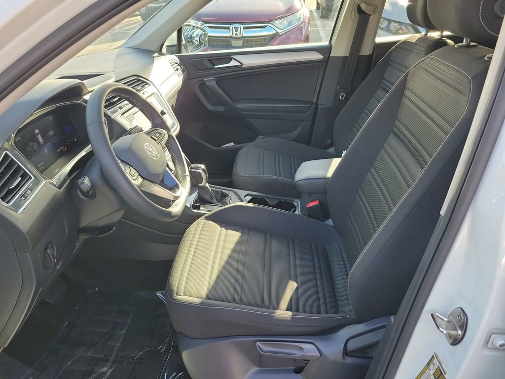 Used 2024 Volkswagen Tiguan S image 14