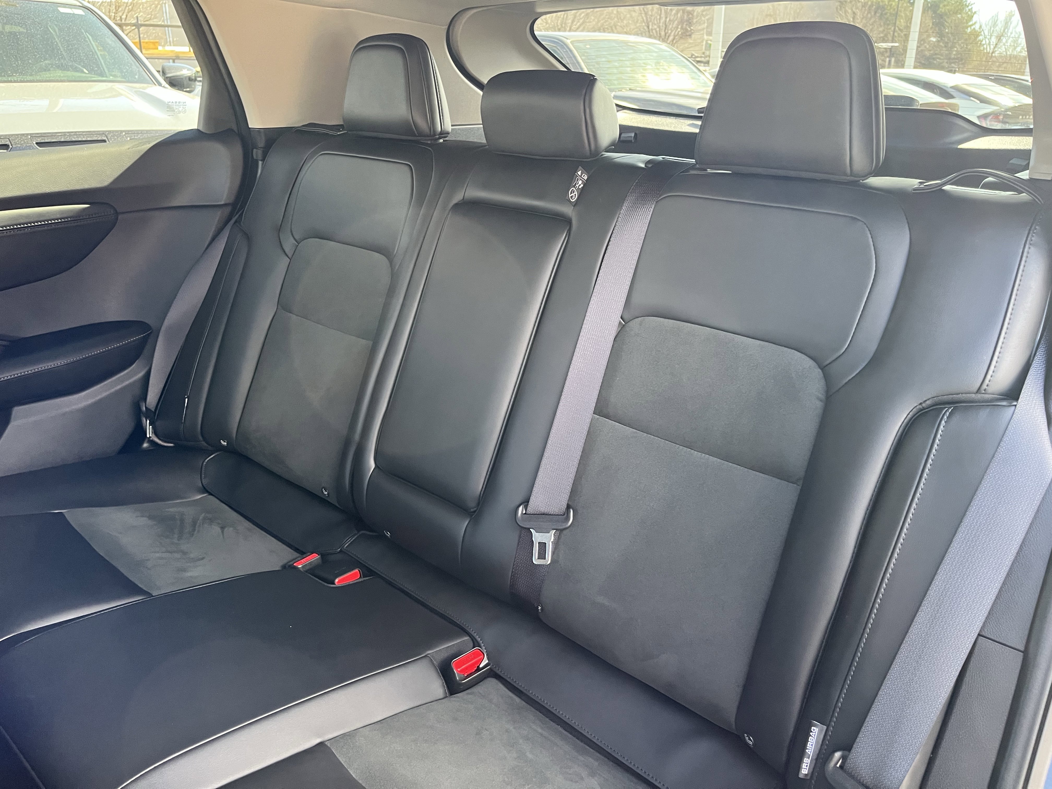 Certified 2025 Nissan Ariya AWD image 28