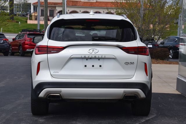 Used 2021 INFINITI QX50 Luxe w/ Appearance Package AWD/4WD image 8